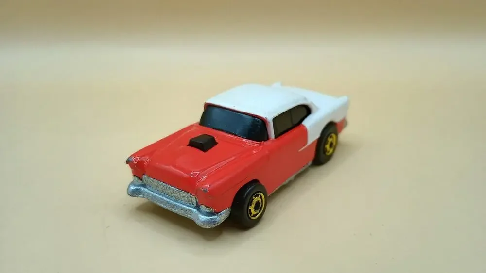 Hot Wheels 1:64 1978 Red & White 55 Chevy w/ gold ho wheels - Loose & Clean